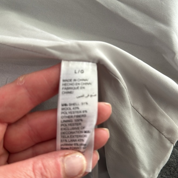 WHBM. Jacket with open cape sleeve. Large - Picture 8 of 14